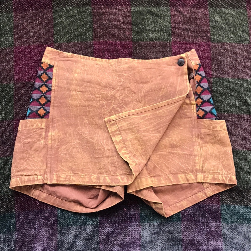 Tan Skort with Patterned Side Panels & Pockets